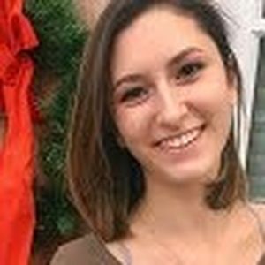 Meet your Posher, Ella